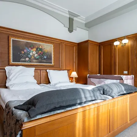 Apartman карлък *