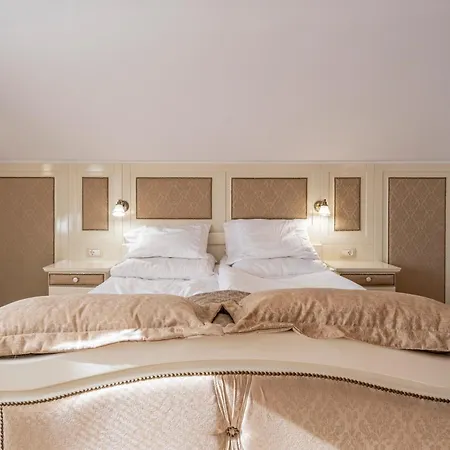карлък Apartman Szmoljan