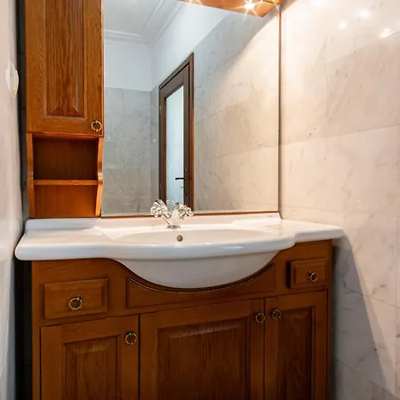 Apartman карлък *