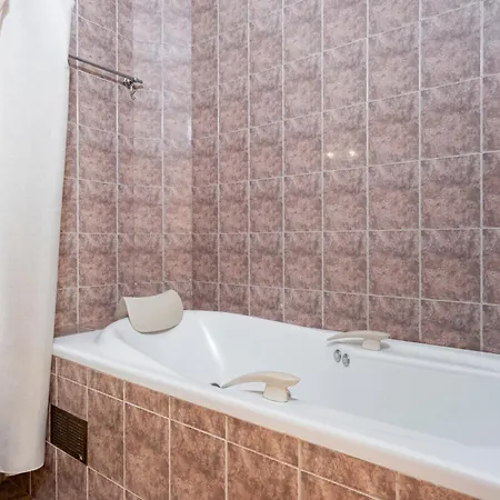 Apartman карлък *