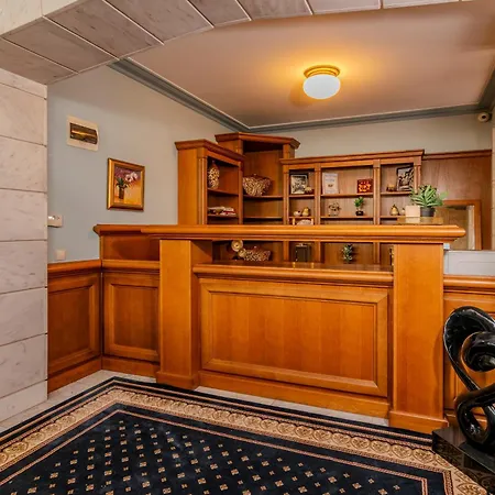 карлък Apartman *