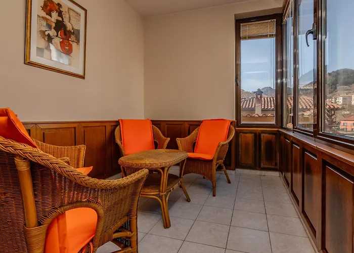 карлък سموليان