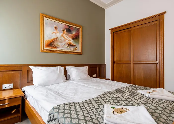 карлък شقة سموليان