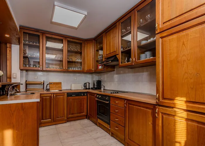 карлък سموليان