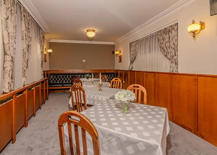 شقة карлък *